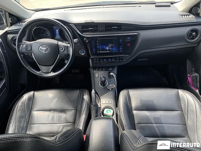2015 Toyota Auris — Miniatură 7