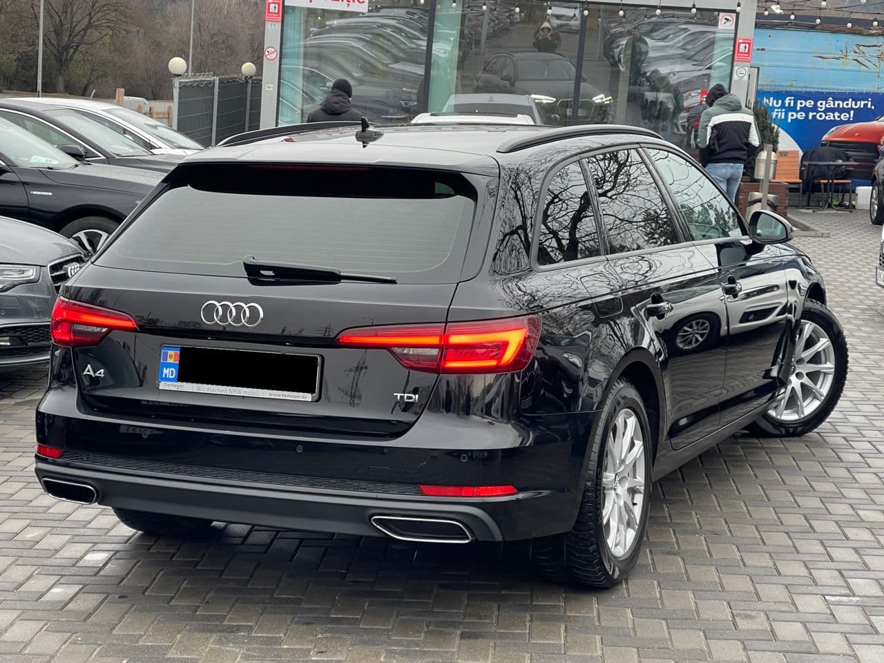 2018 Audi A4 — Miniatură 3