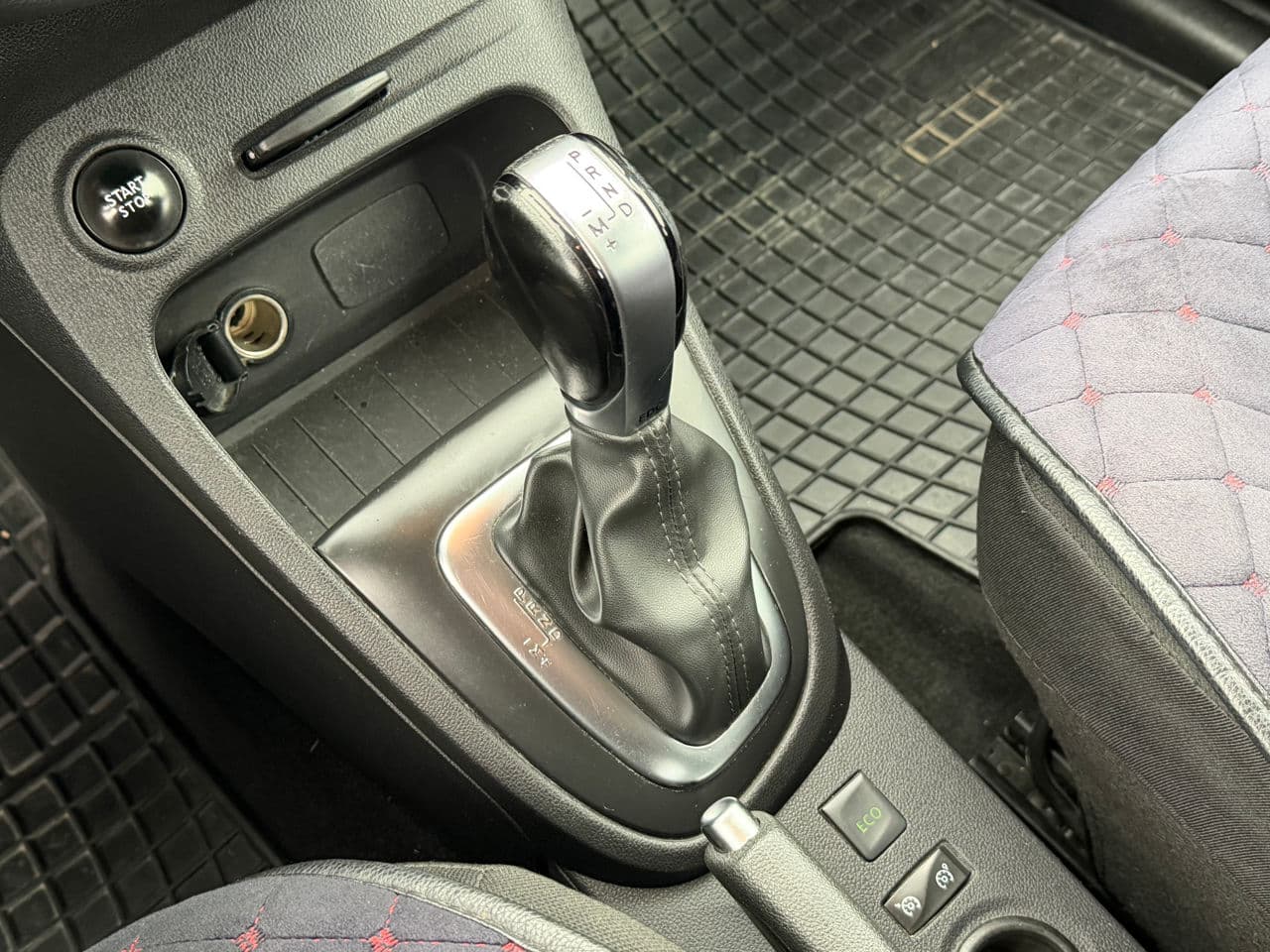 2017 Renault Captur — Miniatură 14