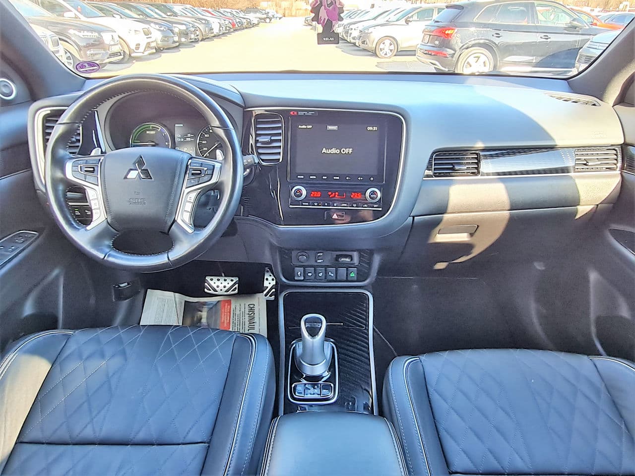 2020 Mitsubishi Outlander — Miniatură 6