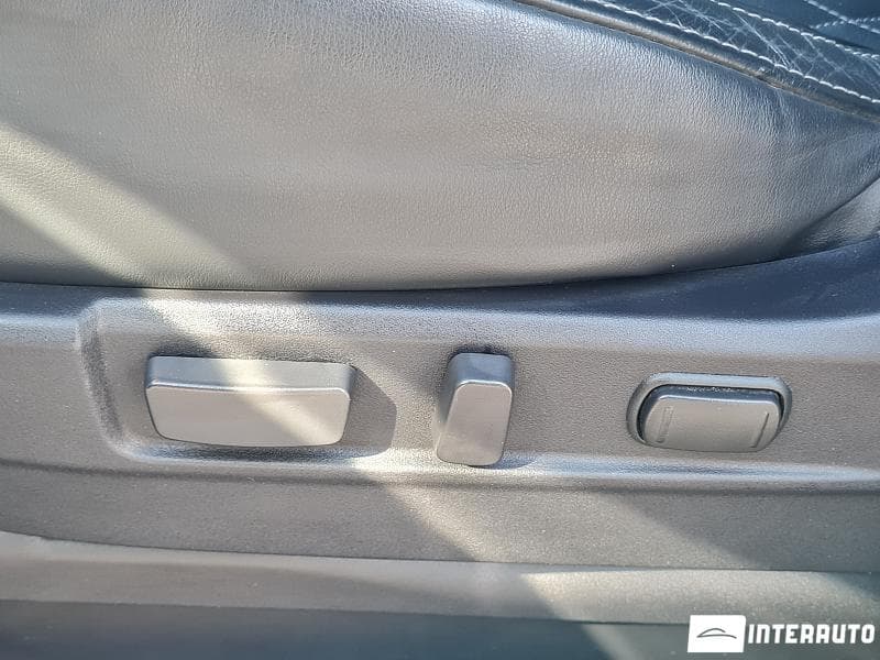 2020 Mitsubishi Outlander — Miniatură 19