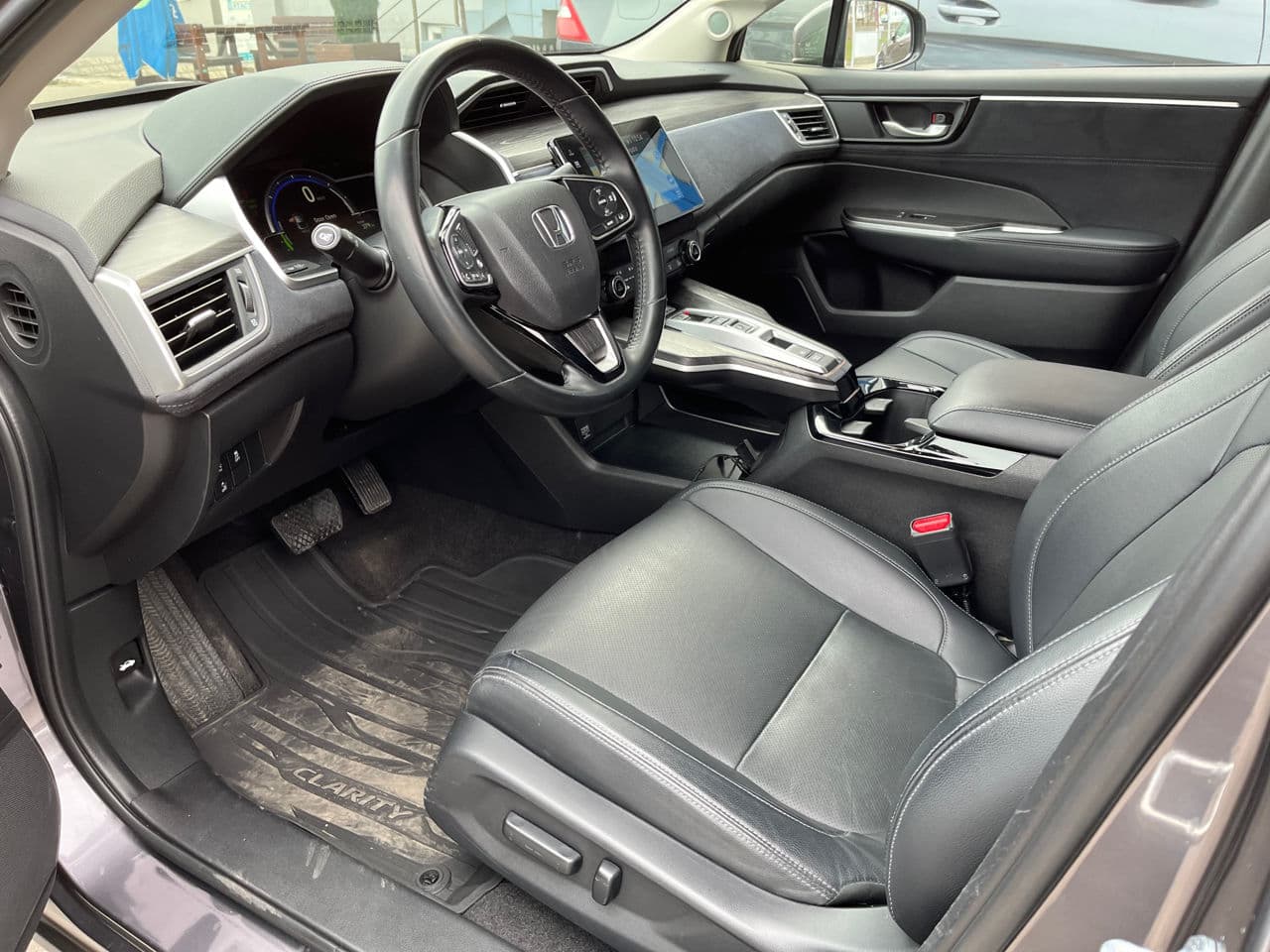 Honda Clarity 2017 — Миниатюра 9