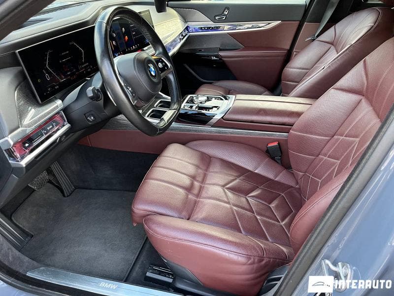 2022 BMW 740 — Miniatură 5