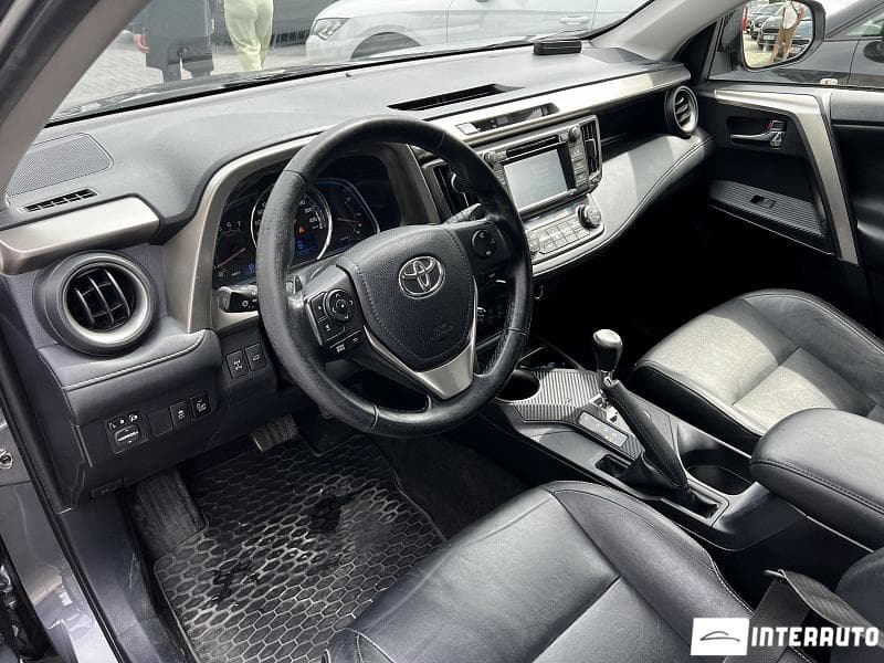 Toyota Rav-4 2014 — Миниатюра 5