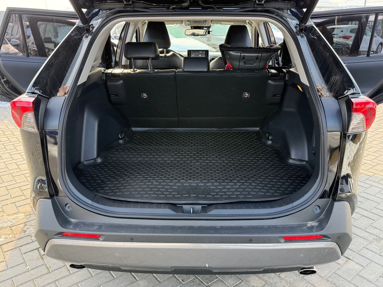 Toyota Rav-4 2021 — Миниатюра 19
