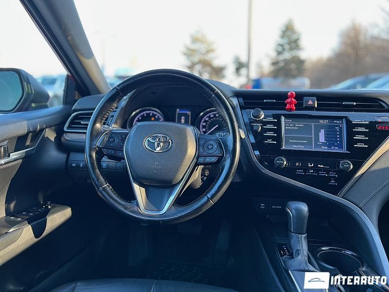 2019 Toyota Camry — Miniatură 10