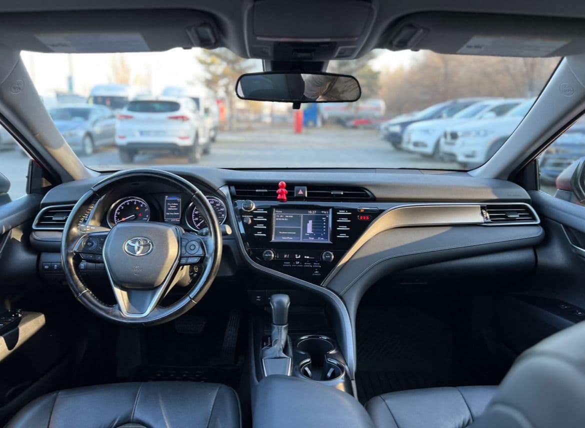 2019 Toyota Camry — Miniatură 9