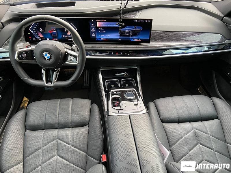 2022 BMW 740 — Miniatură 10