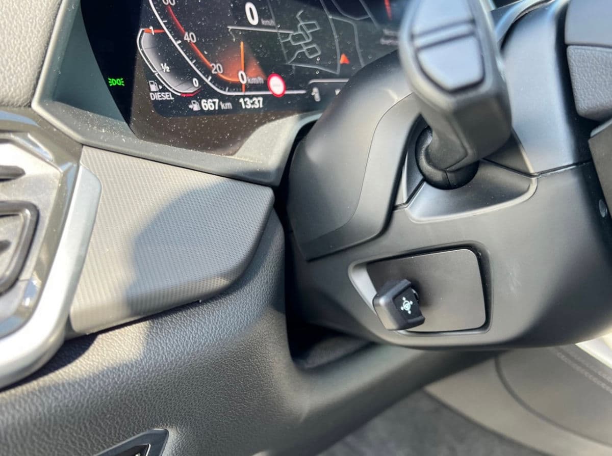 2021 BMW X5 2.5D — Miniatură 21