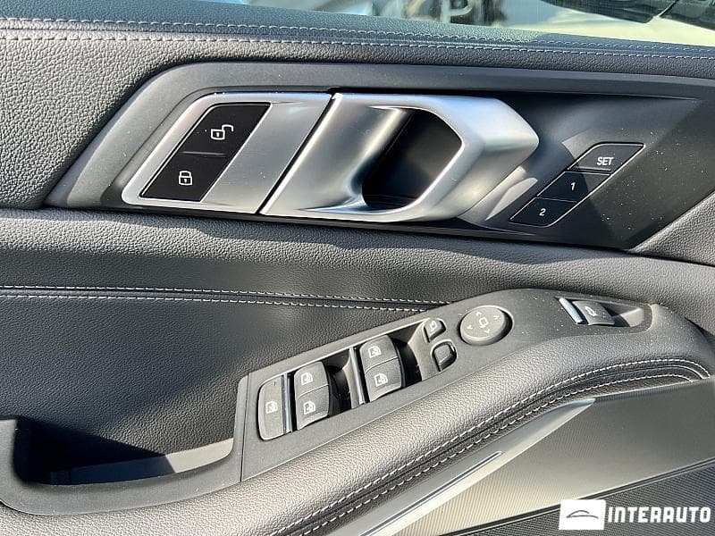 2021 BMW X5 2.5D — Miniatură 23