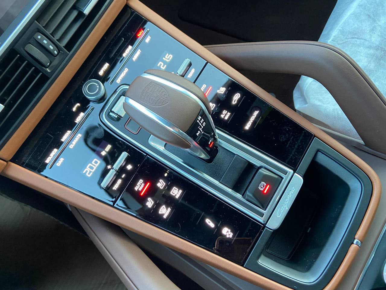 Porsche Cayenne E-Hybrid Coupe 2023 — Миниатюра 17