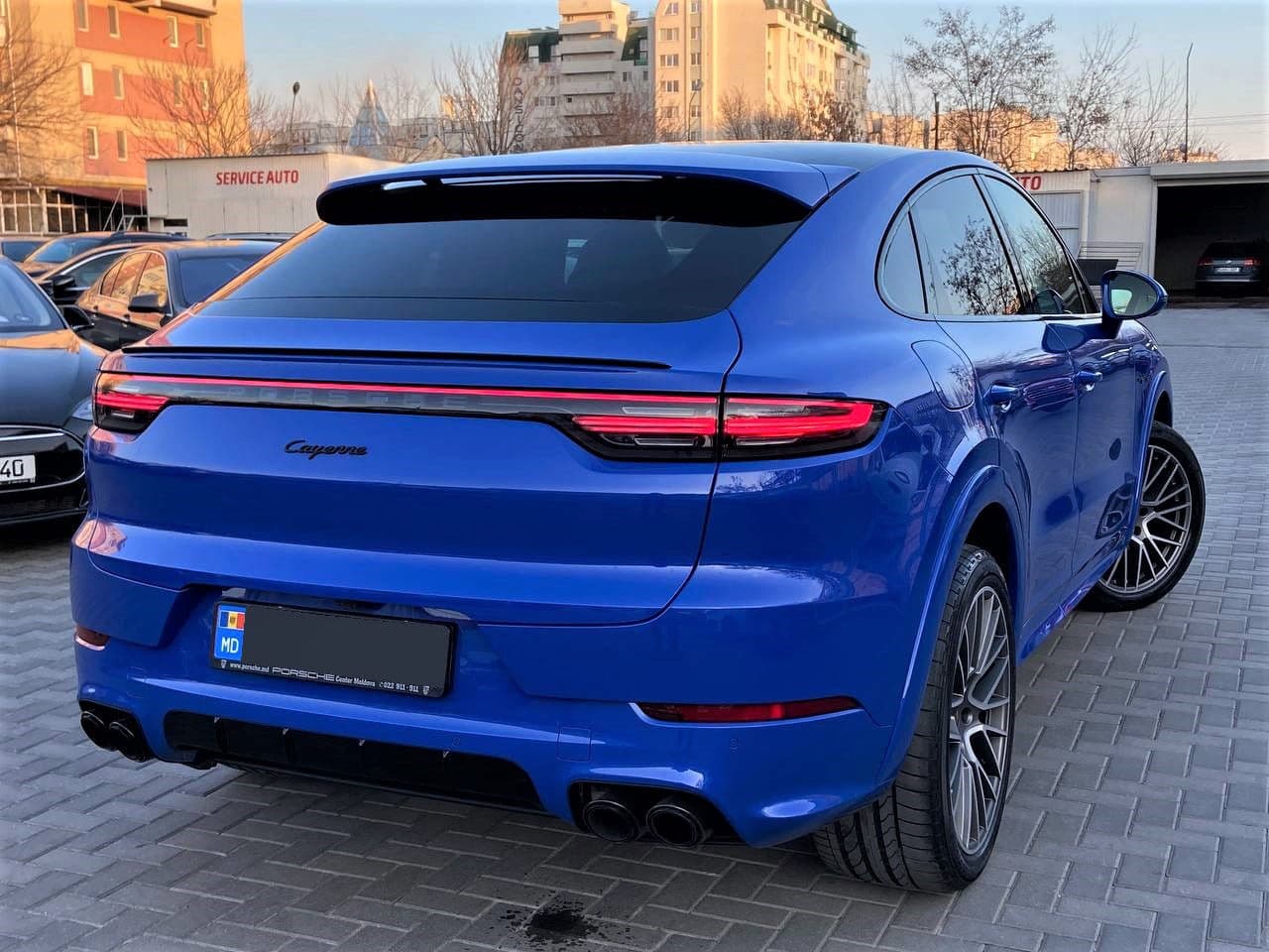 Porsche Cayenne E-Hybrid Coupe 2023 — Миниатюра 4