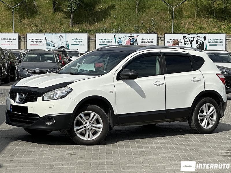 2010 Nissan Qashqai — Miniatură 2