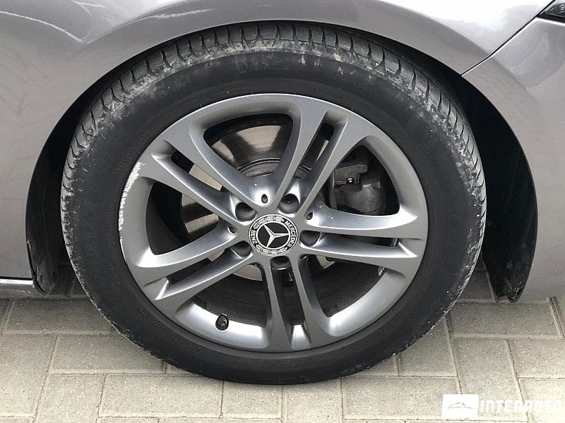 2019 Mercedes A 180 — Miniatură 5
