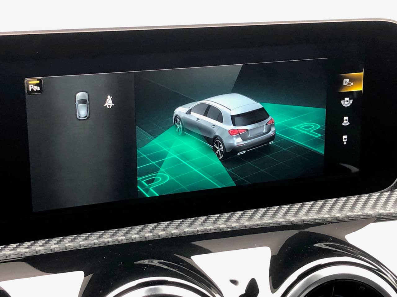 2019 Mercedes A 180 — Miniatură 14