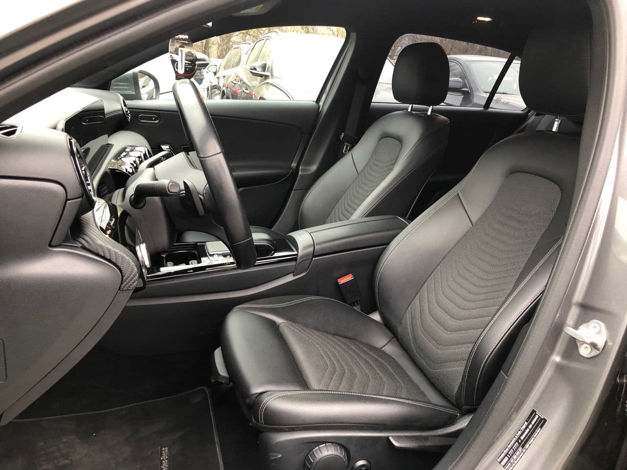 2019 Mercedes A 180 — Miniatură 8