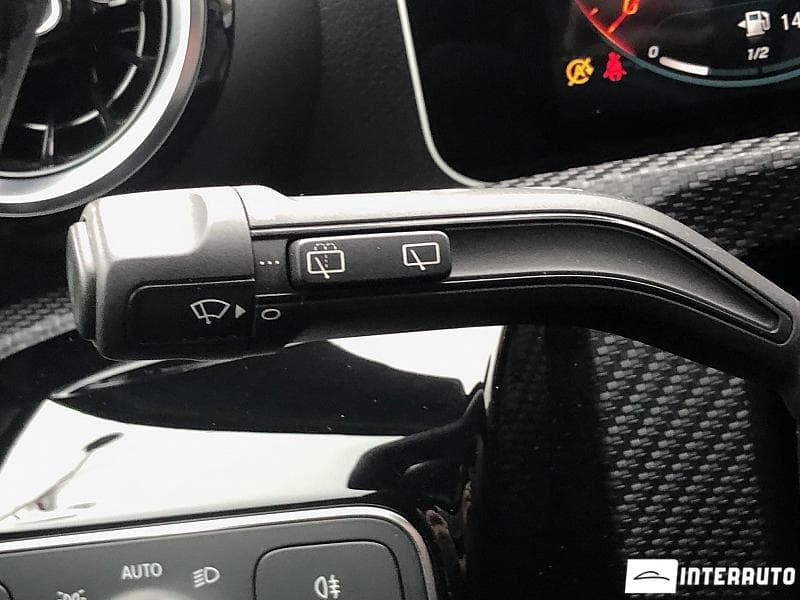 2019 Mercedes A 180 — Miniatură 11