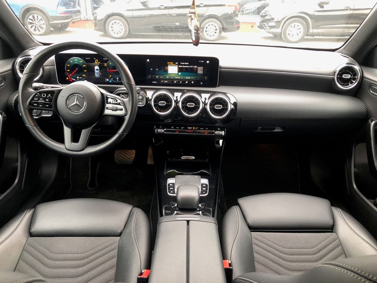 2019 Mercedes A 180 — Miniatură 19