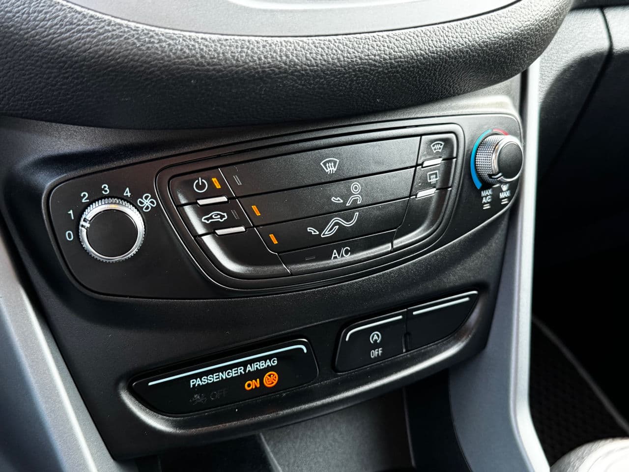 2013 Ford B-MAX — Miniatură 11