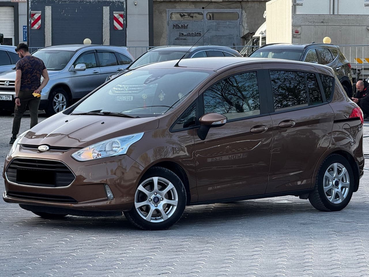 2013 Ford B-MAX — Miniatură 2