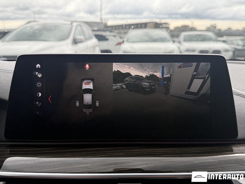 2017 BMW 520 — Miniatură 10
