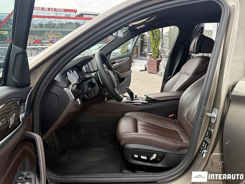 2017 BMW 520 — Miniatură 5