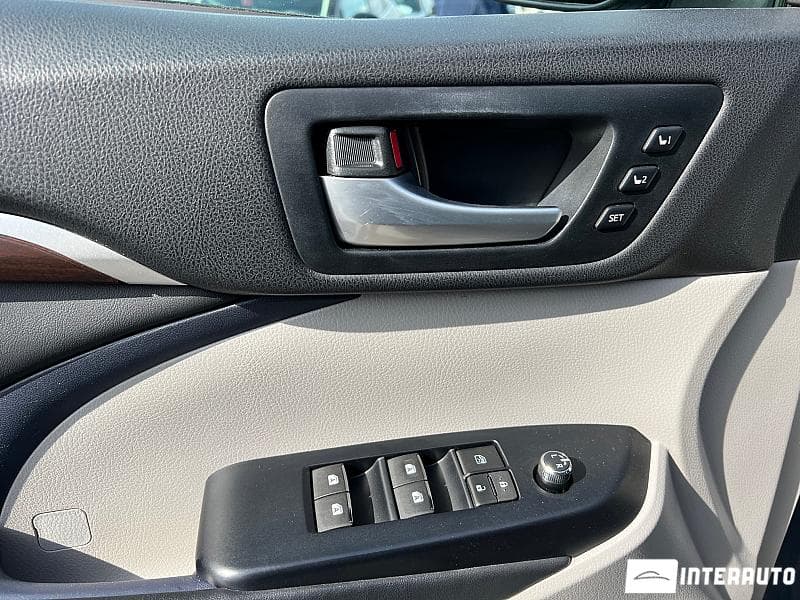 Toyota Highlander 2014 — Миниатюра 16