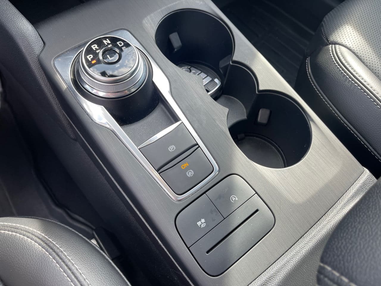 2019 Ford Escape — Miniatură 15