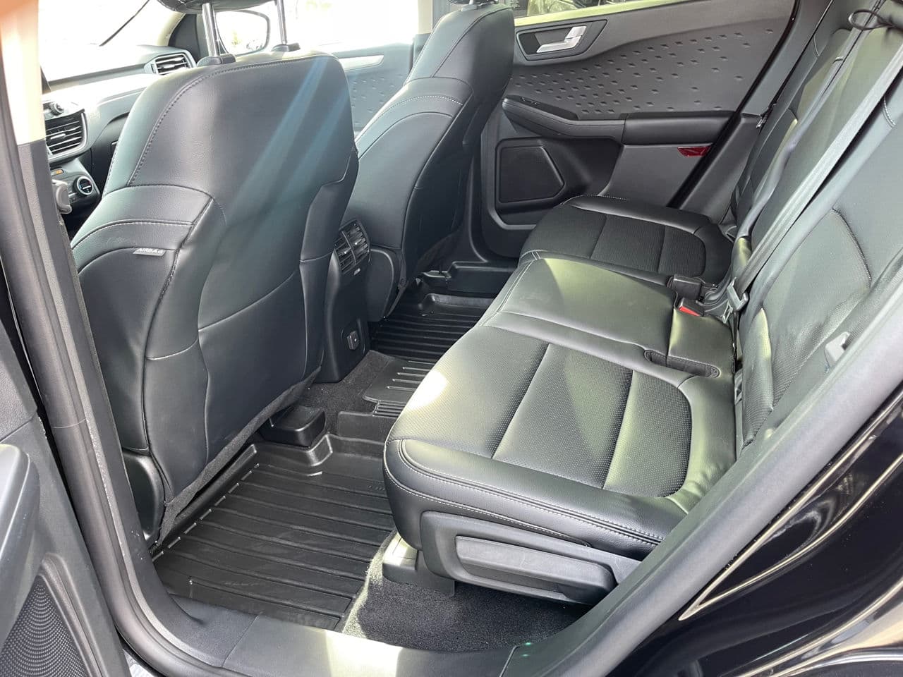 2019 Ford Escape — Miniatură 10