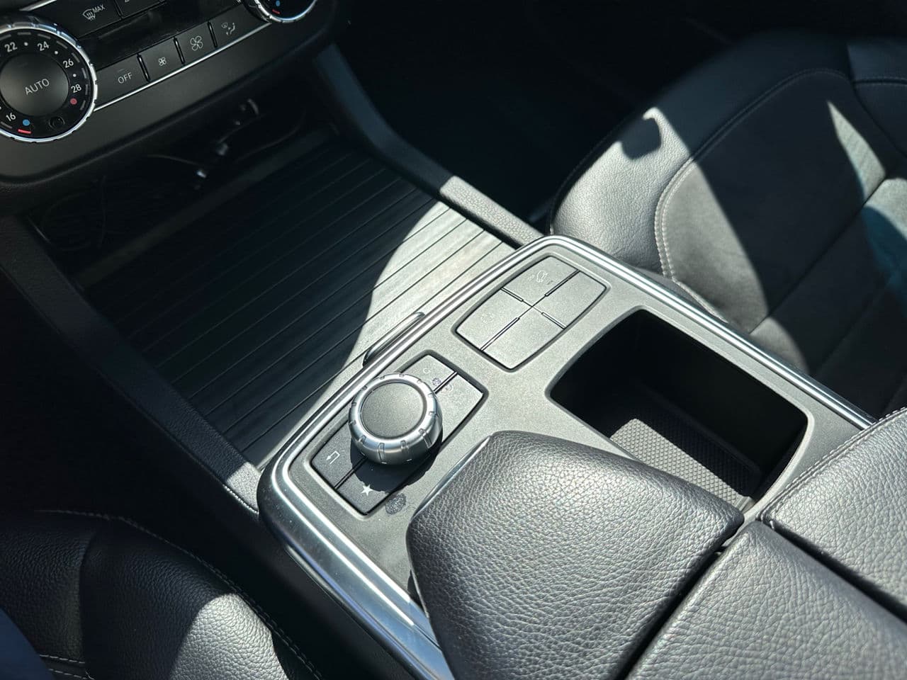 2014 Mercedes ML 250 — Miniatură 12