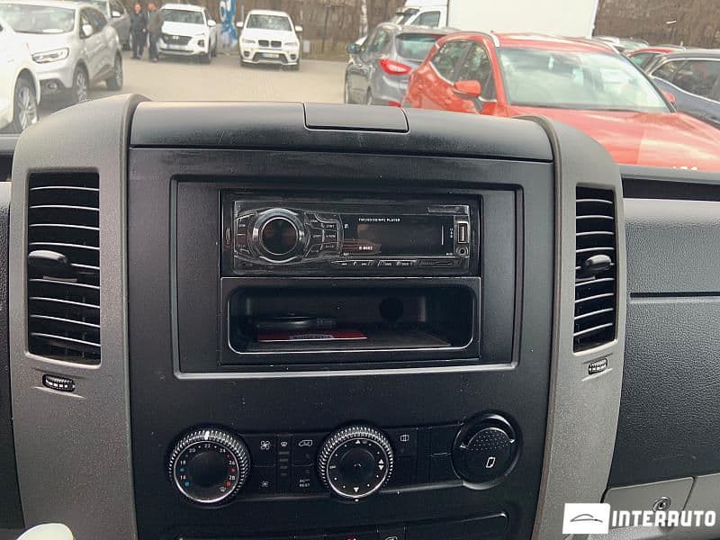 2008 Mercedes Sprinter — Miniatură 10