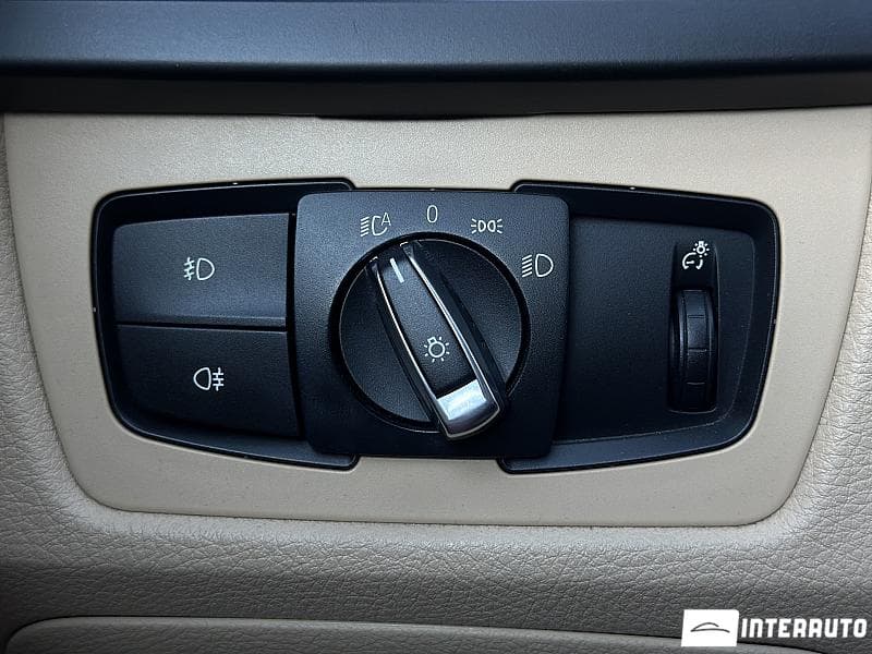 2016 BMW 420D — Miniatură 10