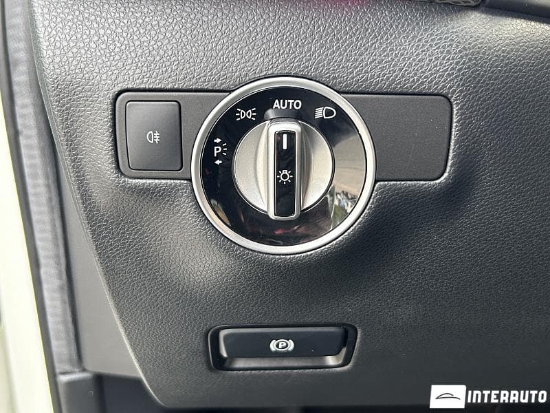 2015 Mercedes B 250E — Miniatură 9