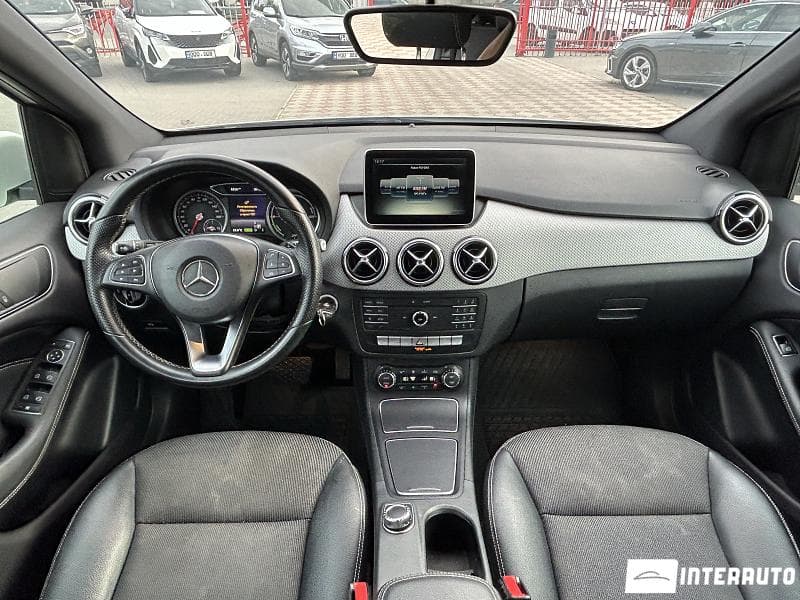 2015 Mercedes B 250E — Miniatură 8