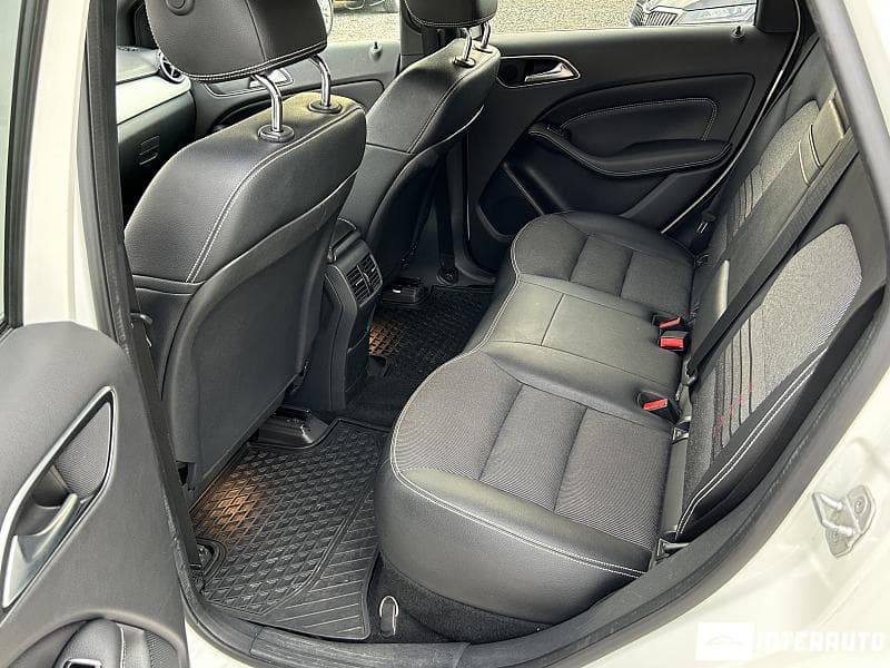2015 Mercedes B 250E — Miniatură 15
