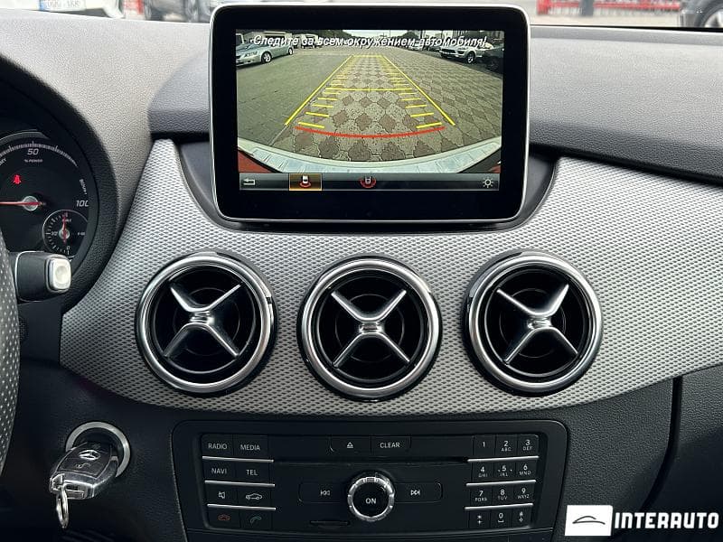 2015 Mercedes B 250E — Miniatură 13