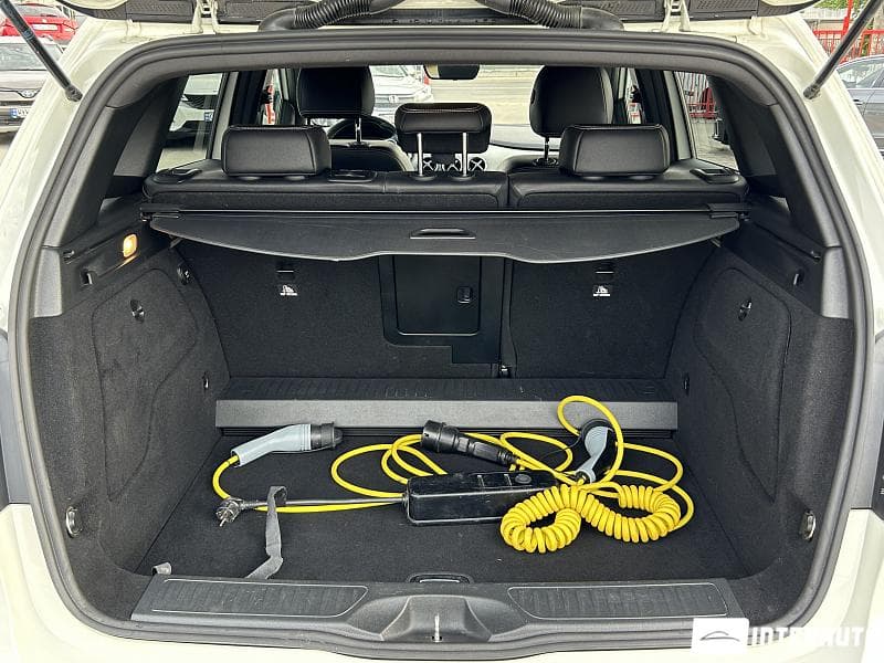 2015 Mercedes B 250E — Miniatură 16