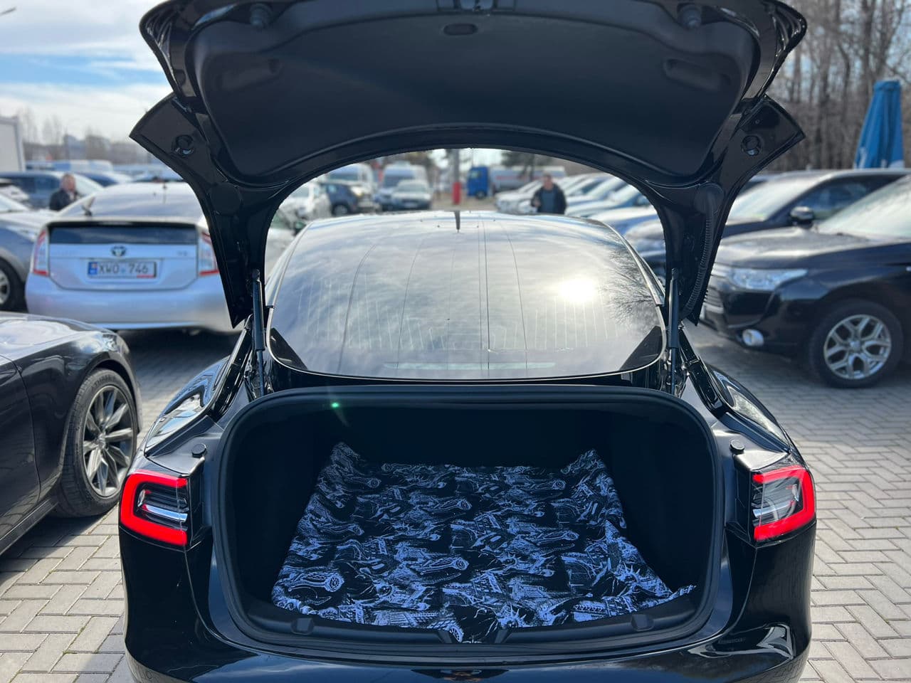 2019 Tesla Model 3 — Miniatură 9
