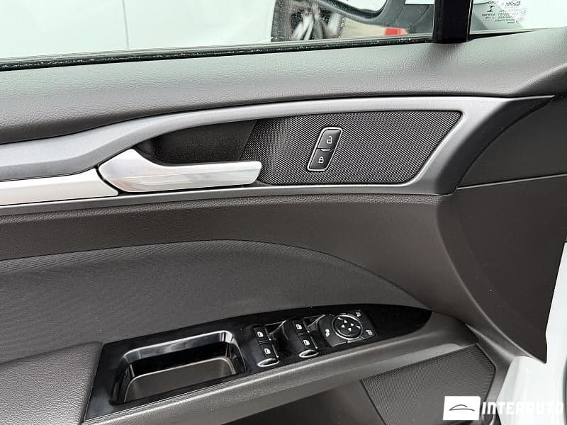 2016 Ford Mondeo — Miniatură 14