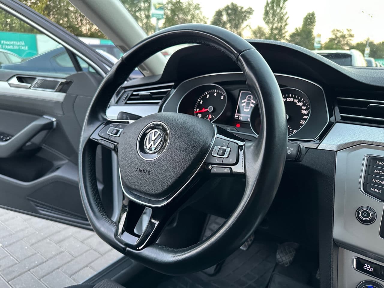 2015 Volkswagen Passat — Miniatură 8
