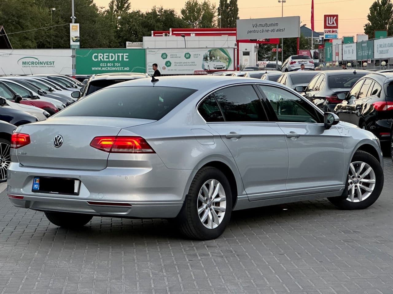 2015 Volkswagen Passat — Miniatură 2