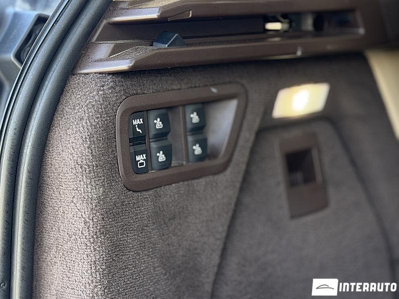 2019 BMW X7 4.0i — Miniatură 6