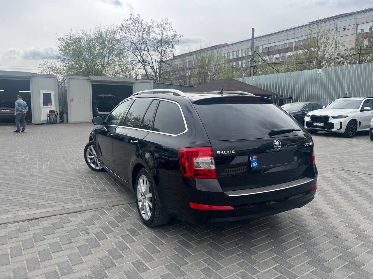 2016 Skoda Octavia — Miniatură 2