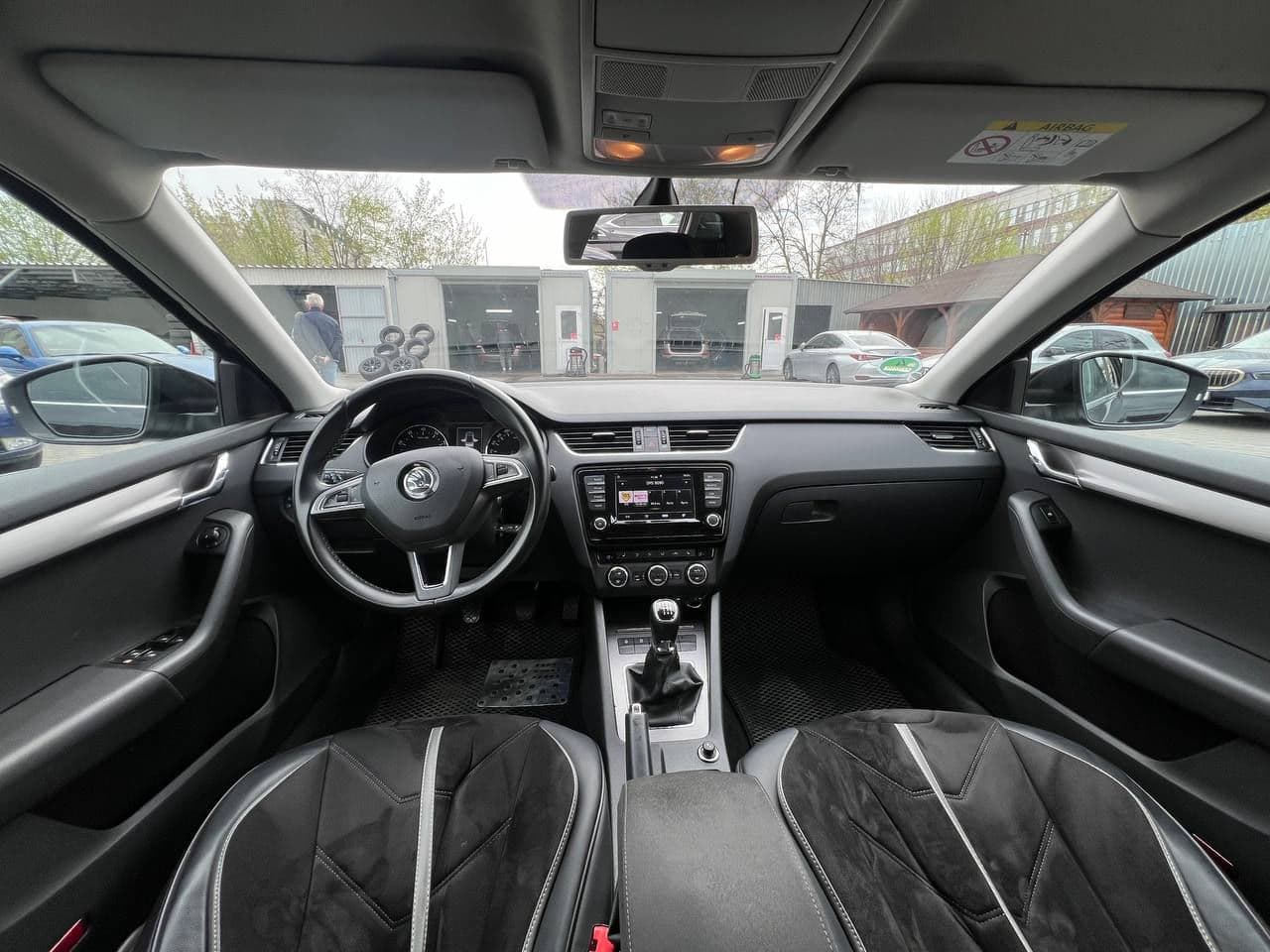 2016 Skoda Octavia — Miniatură 14