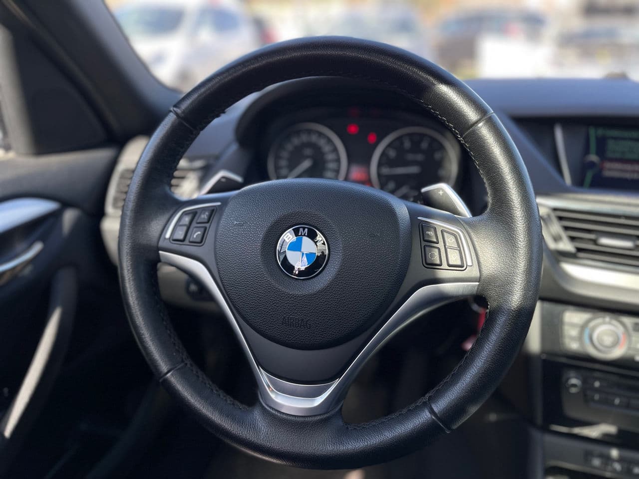 BMW X1 2.0i 2013 — Миниатюра 11