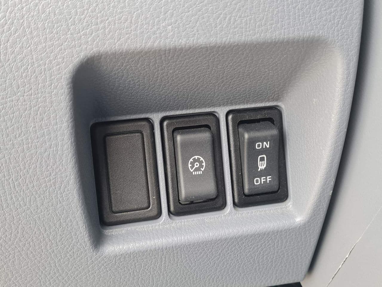 2014 Mitsubishi Canter — Miniatură 10