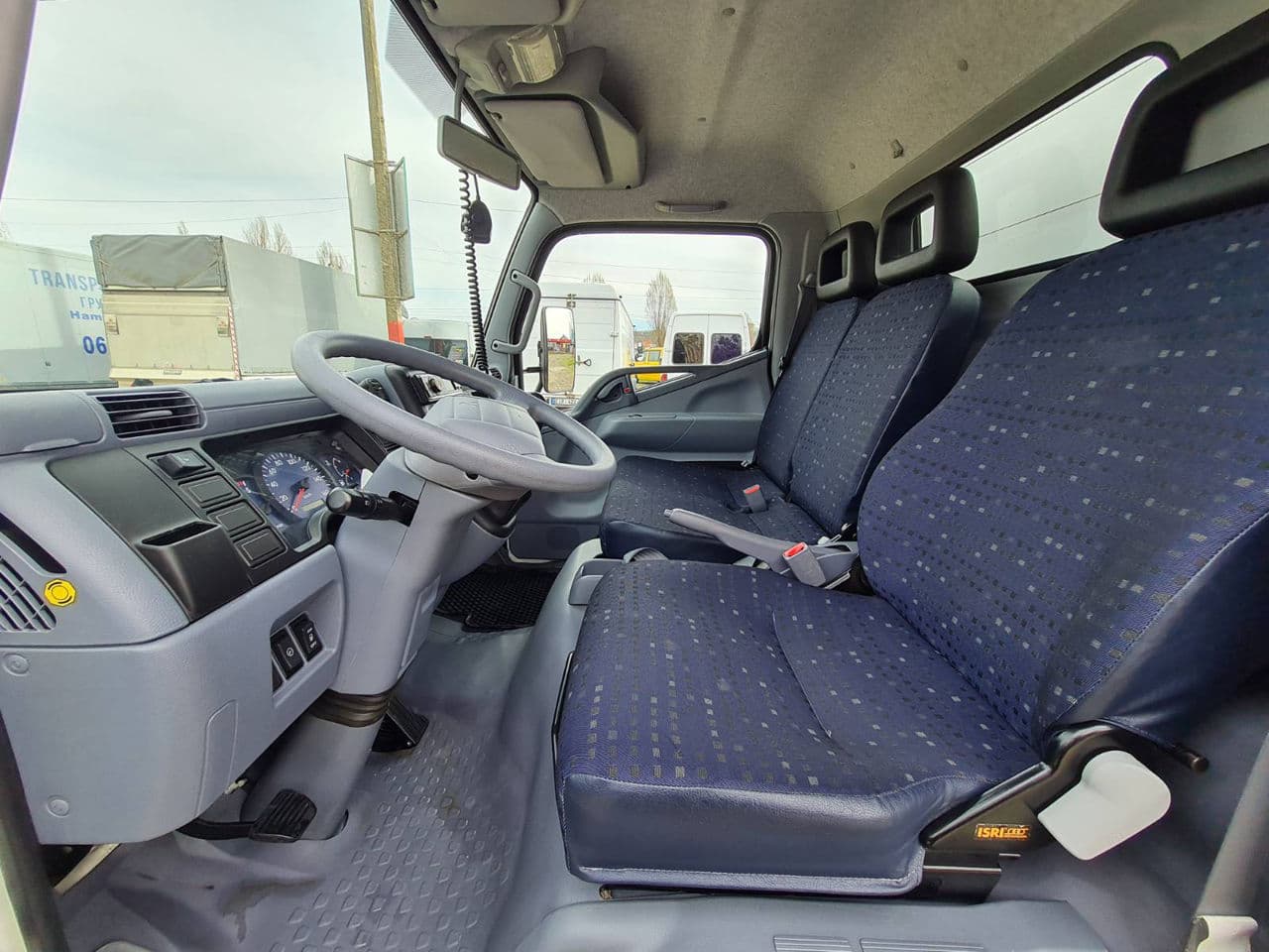 2014 Mitsubishi Canter — Miniatură 11