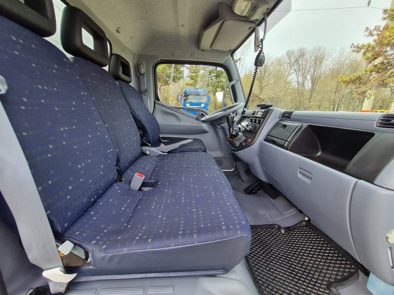 2014 Mitsubishi Canter — Miniatură 12
