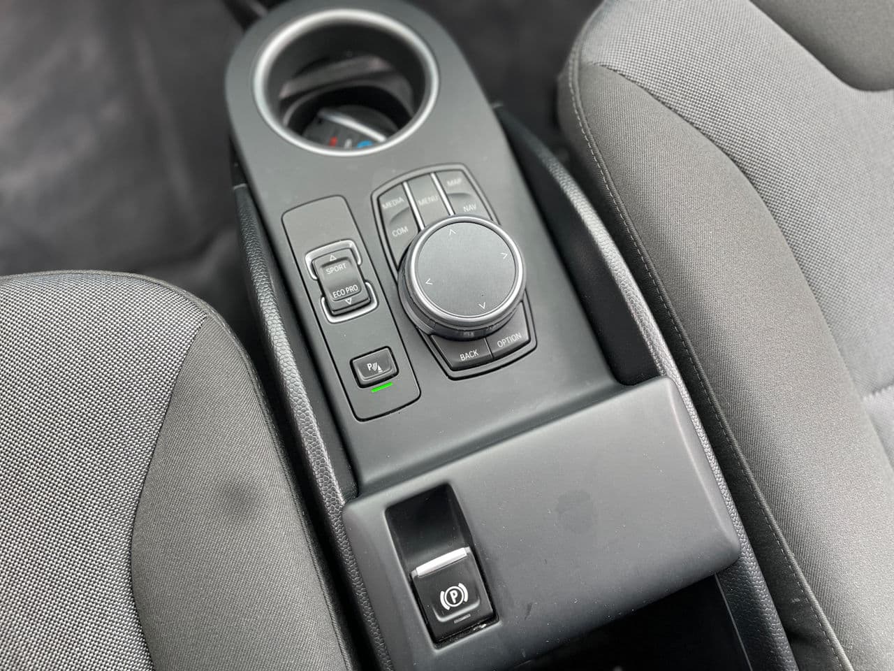 BMW i3s 2017 — Миниатюра 13