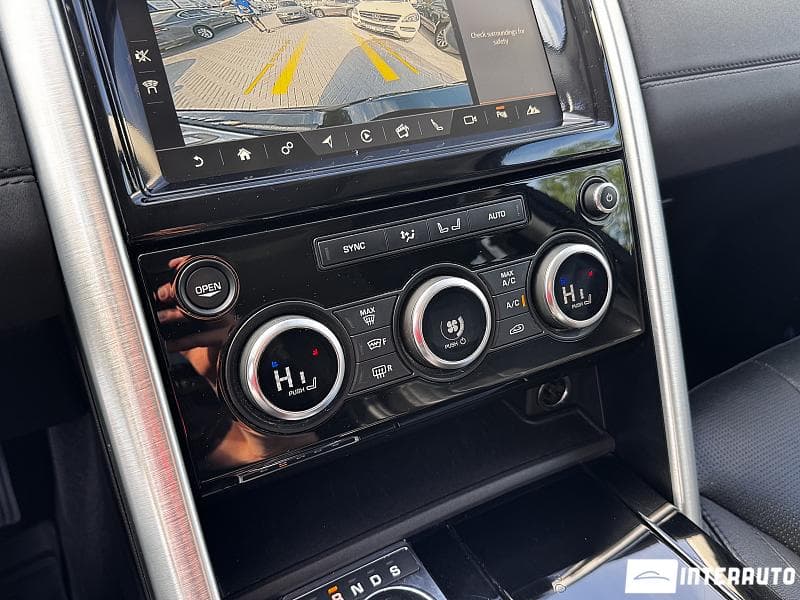 2017 Land Rover Discovery — Miniatură 11